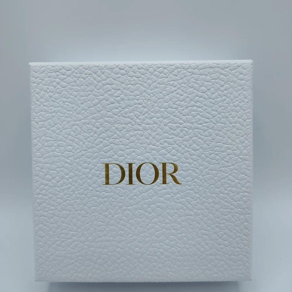 Dior Textured White Gift Box & Card Gold Logo 5x5 Hard Box Case Packaging NWOT